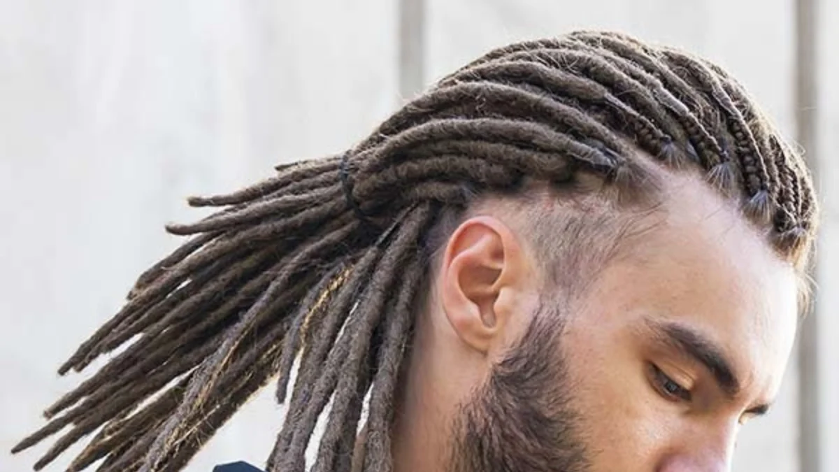 Jasa pembuatan dan perapian gimbal pria di Ientau Premium Barbershop